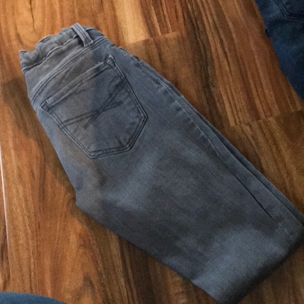 Gap super skinny jeans.